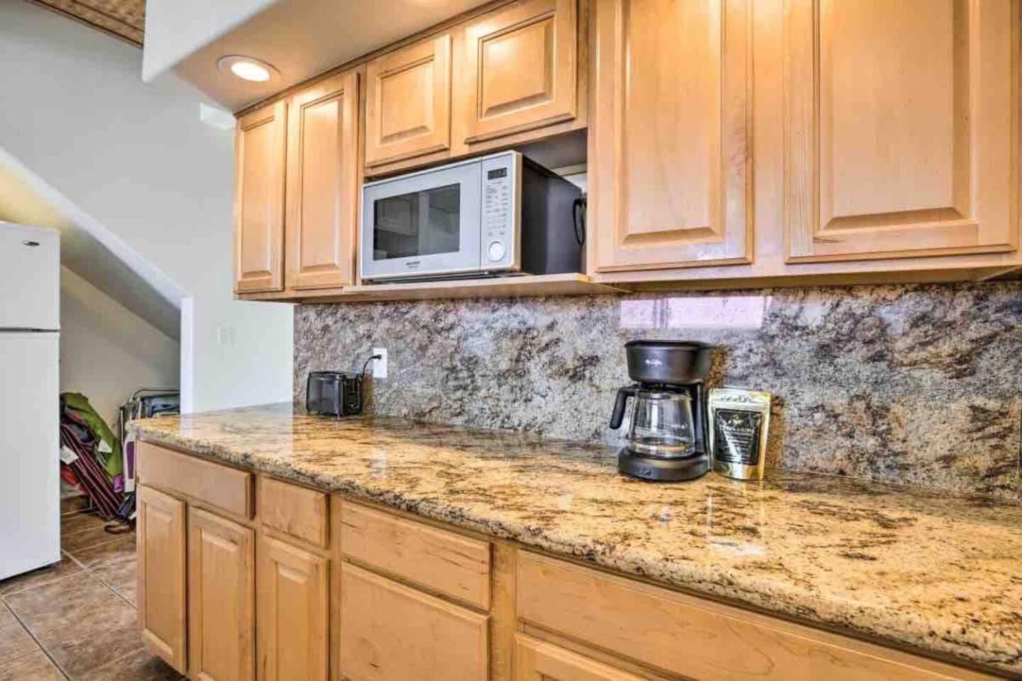 Family Friendly Bay View Ac Free Parking Walk To Village Appartement Kailua-Kona